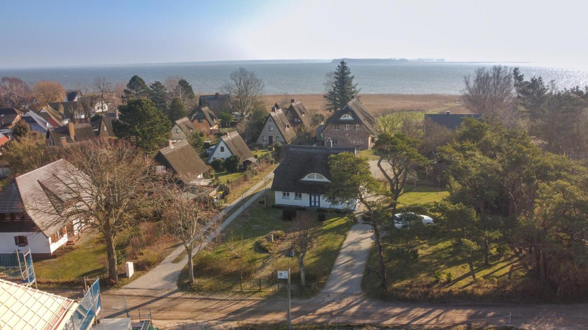 Haus Tadder Villa Born Exterior photo